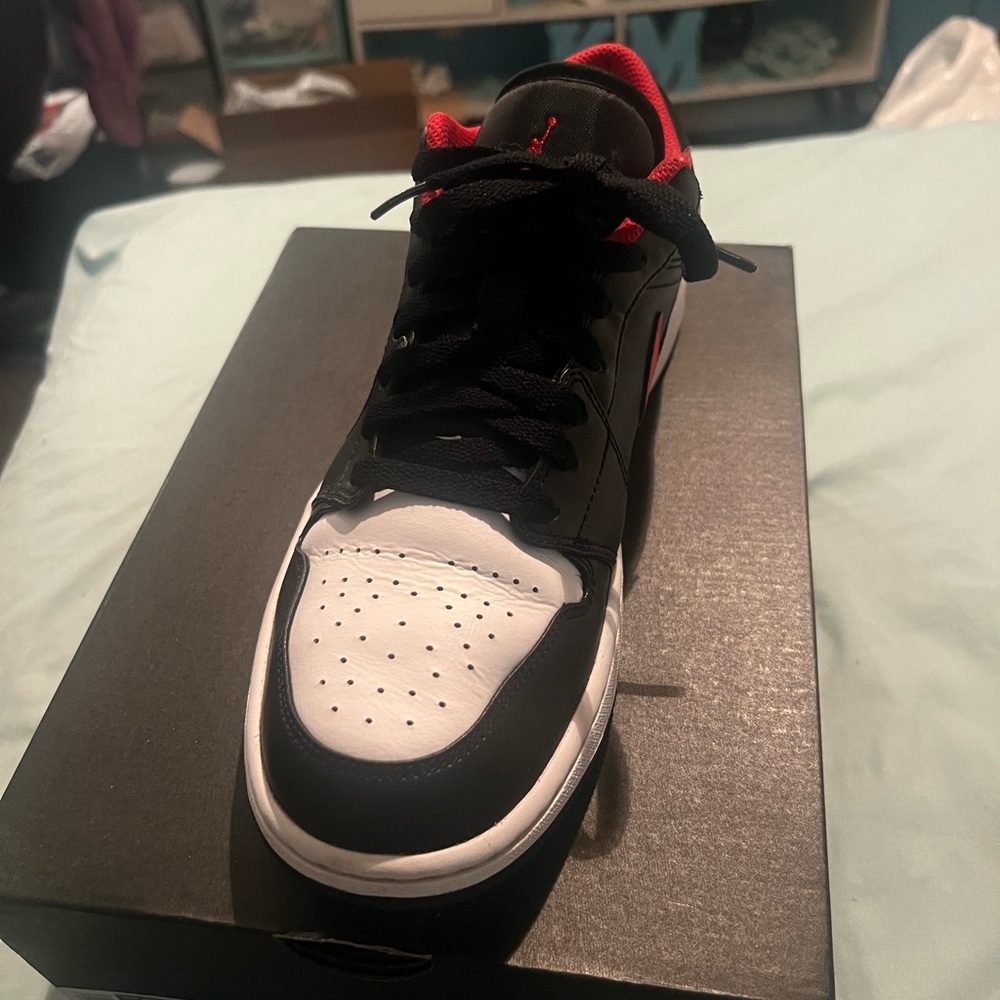 Air Jordan 1 low